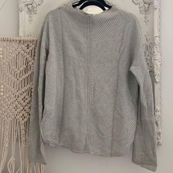 Babaton Chalmers Sweater - Picture 3 of 4